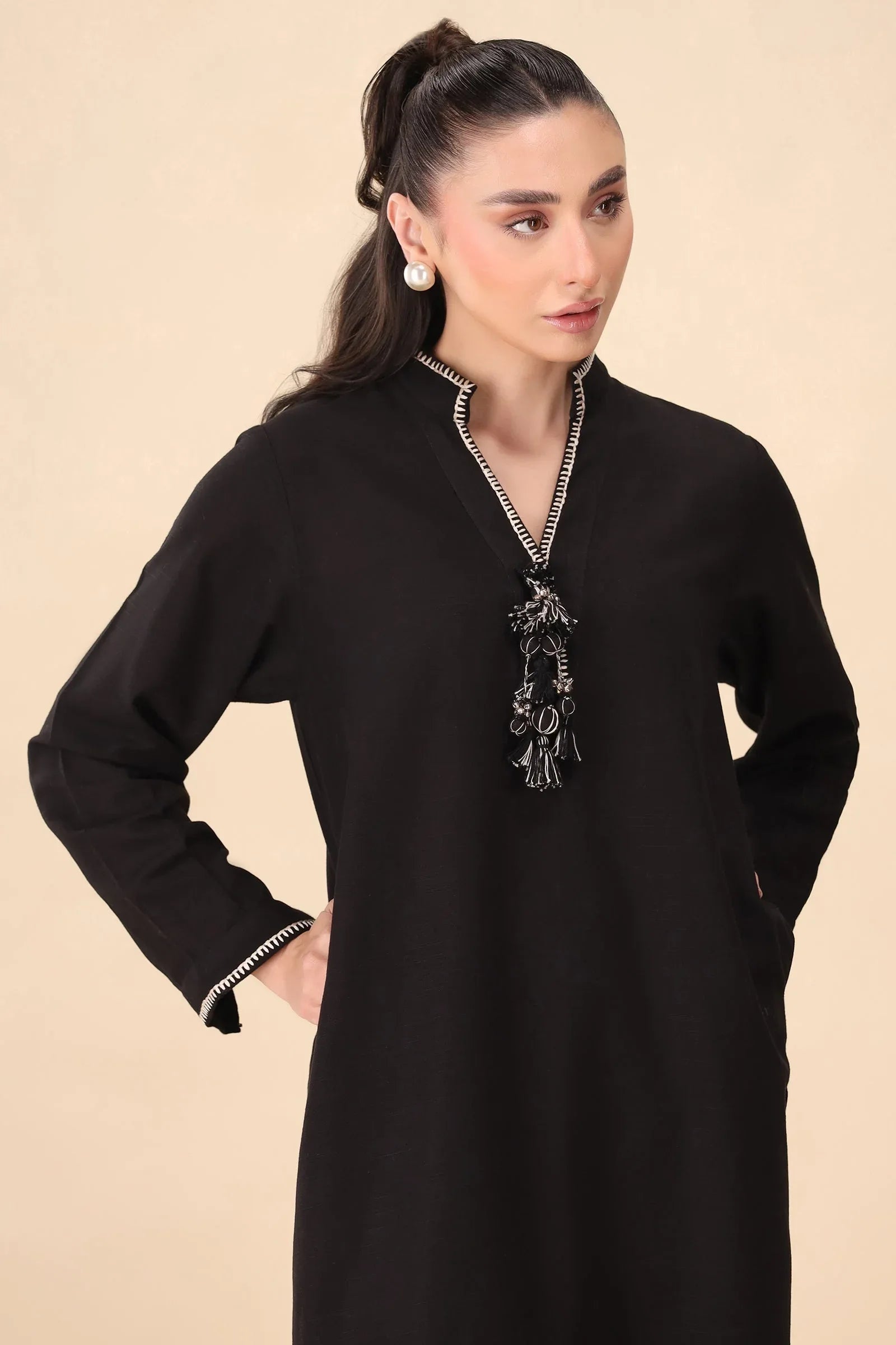 Zaha | Staples |NOIR (ZRW-21362) - Rang-e-Khaas