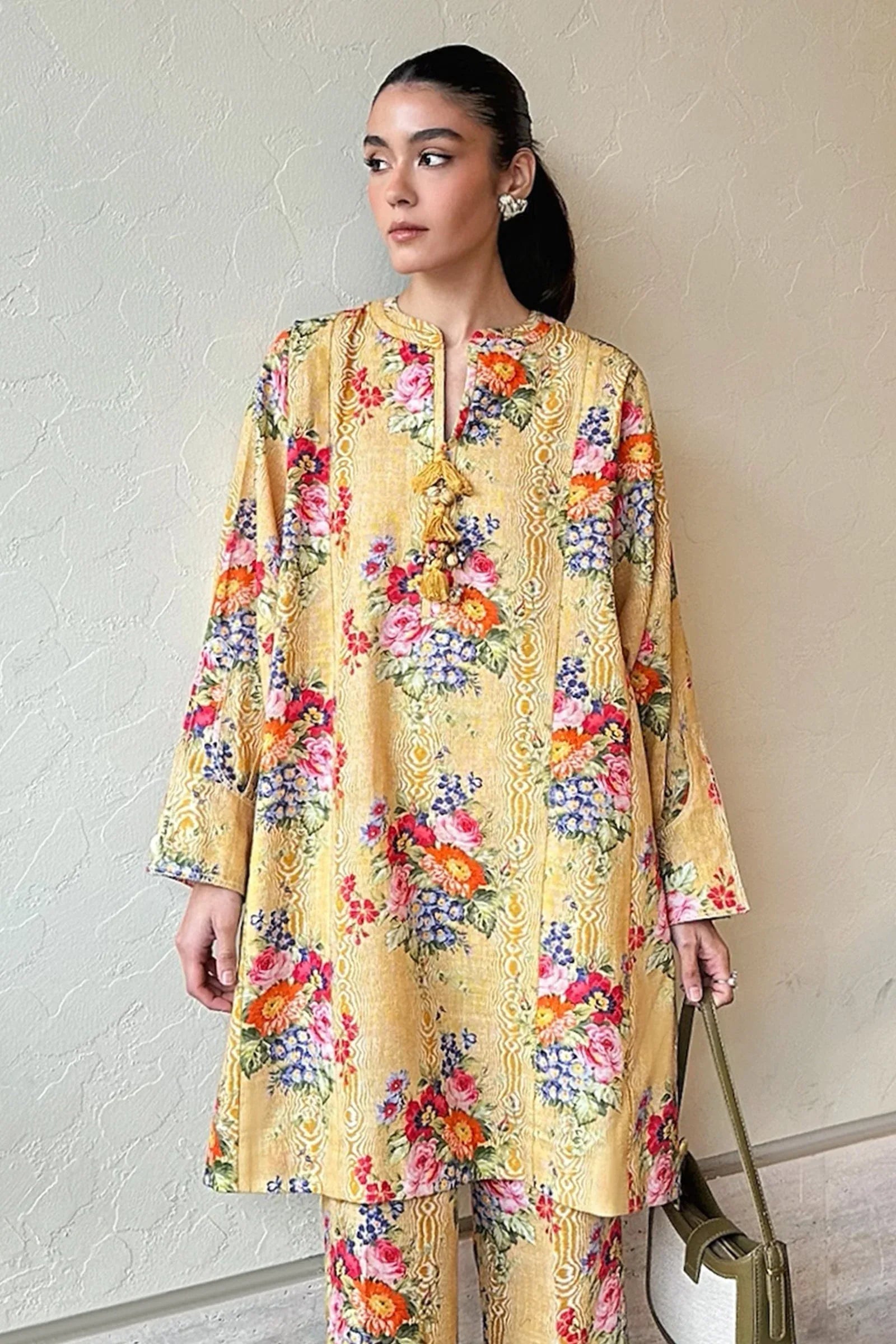 Zaha | Trechic Pret 24 | SOLEIL (ZRW-21332) - Rang-e-Khaas