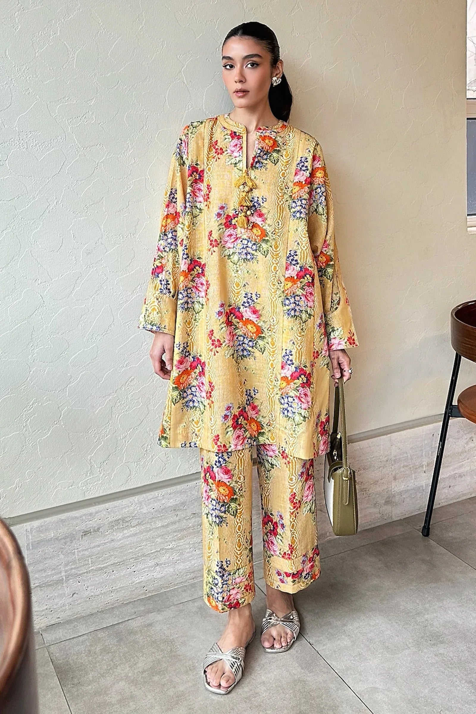 Zaha | Trechic Pret 24 | SOLEIL (ZRW-21332) - Rang-e-Khaas