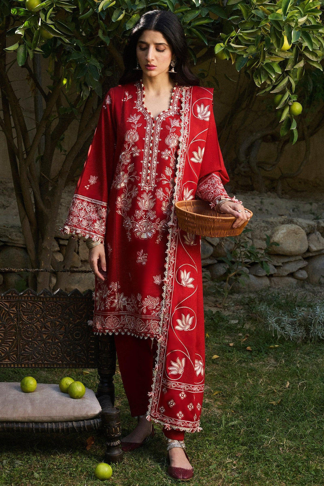 Zaha | Winter 2024 |  DILARA (ZW24-02) - Rang-e-Khaas