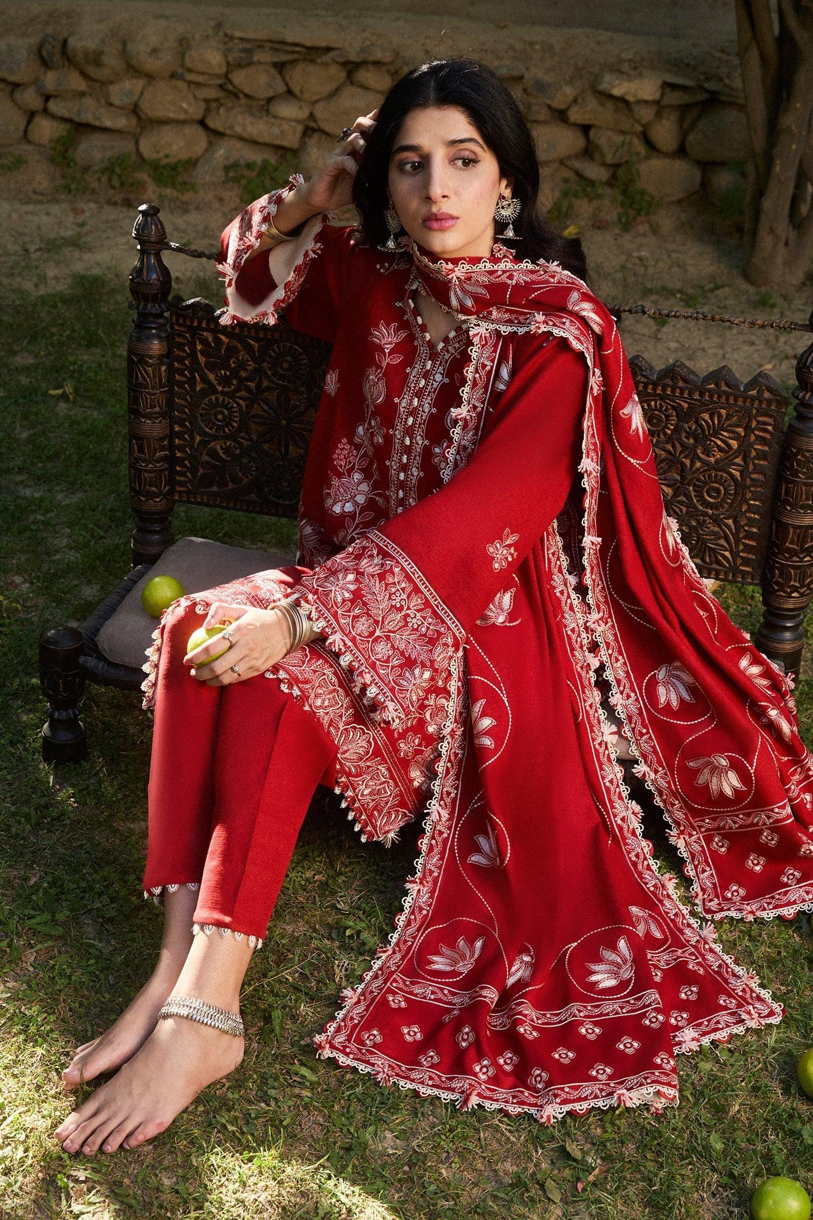 Zaha | Winter 2024 |  DILARA (ZW24-02) - Rang-e-Khaas