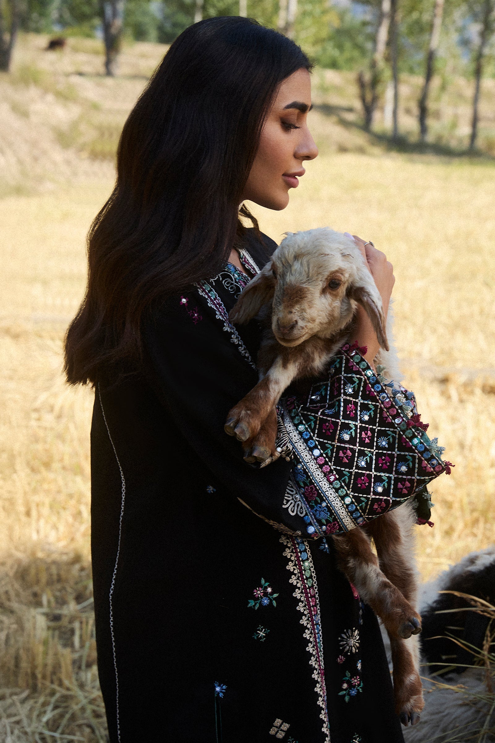 Zaha | Winter 2024 |  HAZAN (ZW24-06) - Rang-e-Khaas