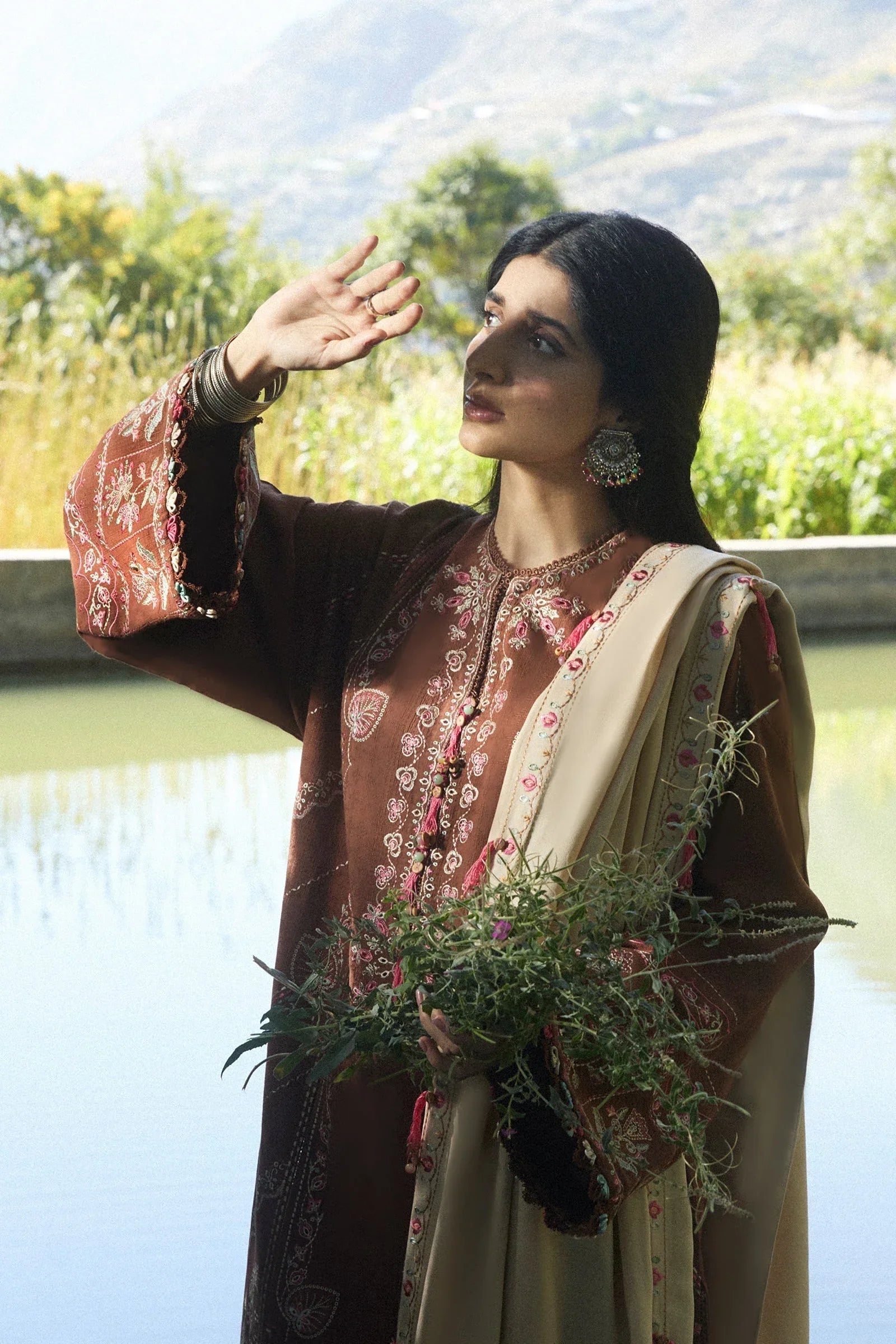 Zaha | Winter 2024 |  SAHIBA (ZW24-14) - Rang-e-Khaas