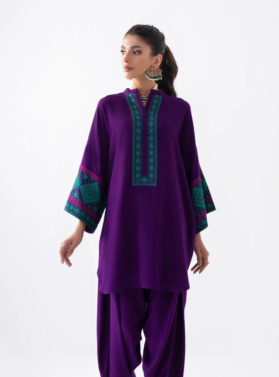 Zainab Chottani | Aara Casual Pret |  Blushing Plum - Rang-e-Khaas