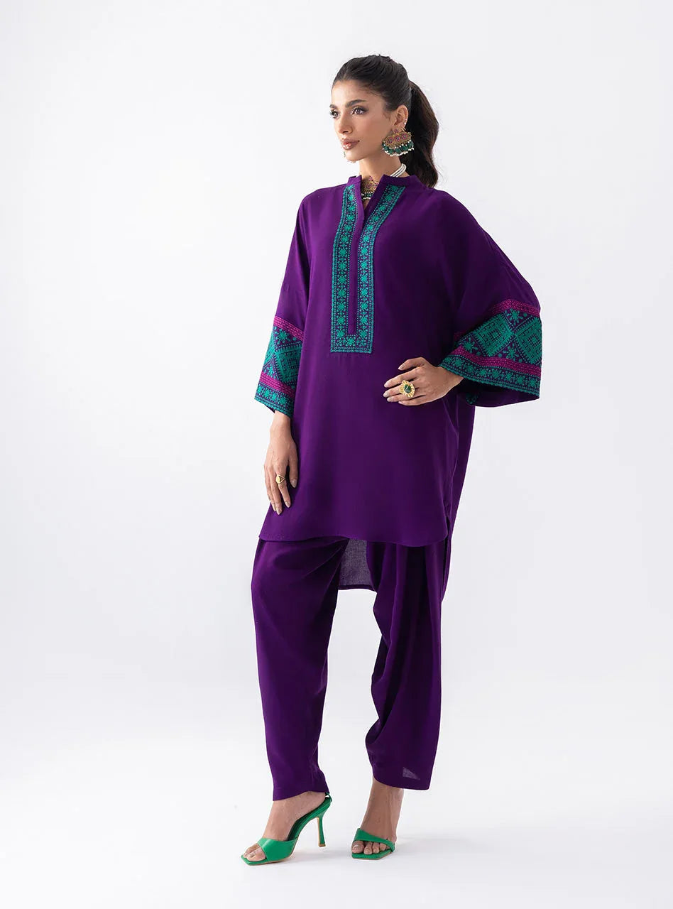 Zainab Chottani | Aara Casual Pret |  Blushing Plum - Rang-e-Khaas