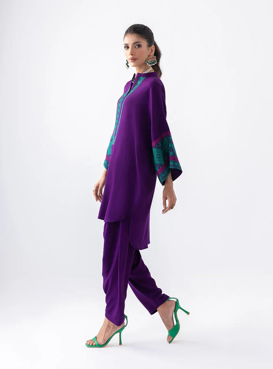 Zainab Chottani | Aara Casual Pret |  Blushing Plum - Rang-e-Khaas