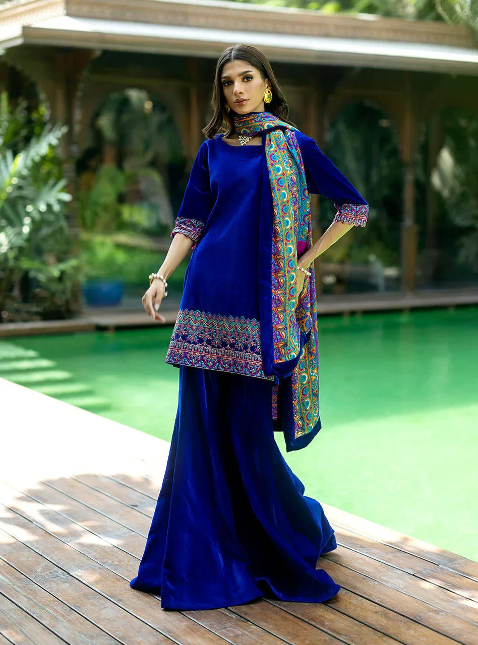 Zainab Chottani | Makhmal Luxe Pret | Marjan - Rang-e-Khaas