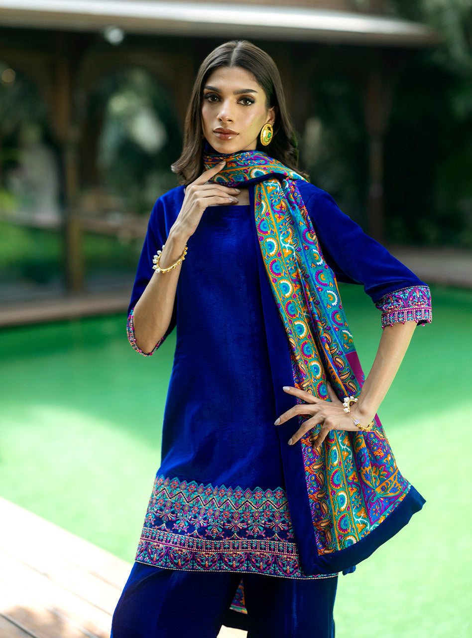 Zainab Chottani | Makhmal Luxe Pret | Marjan