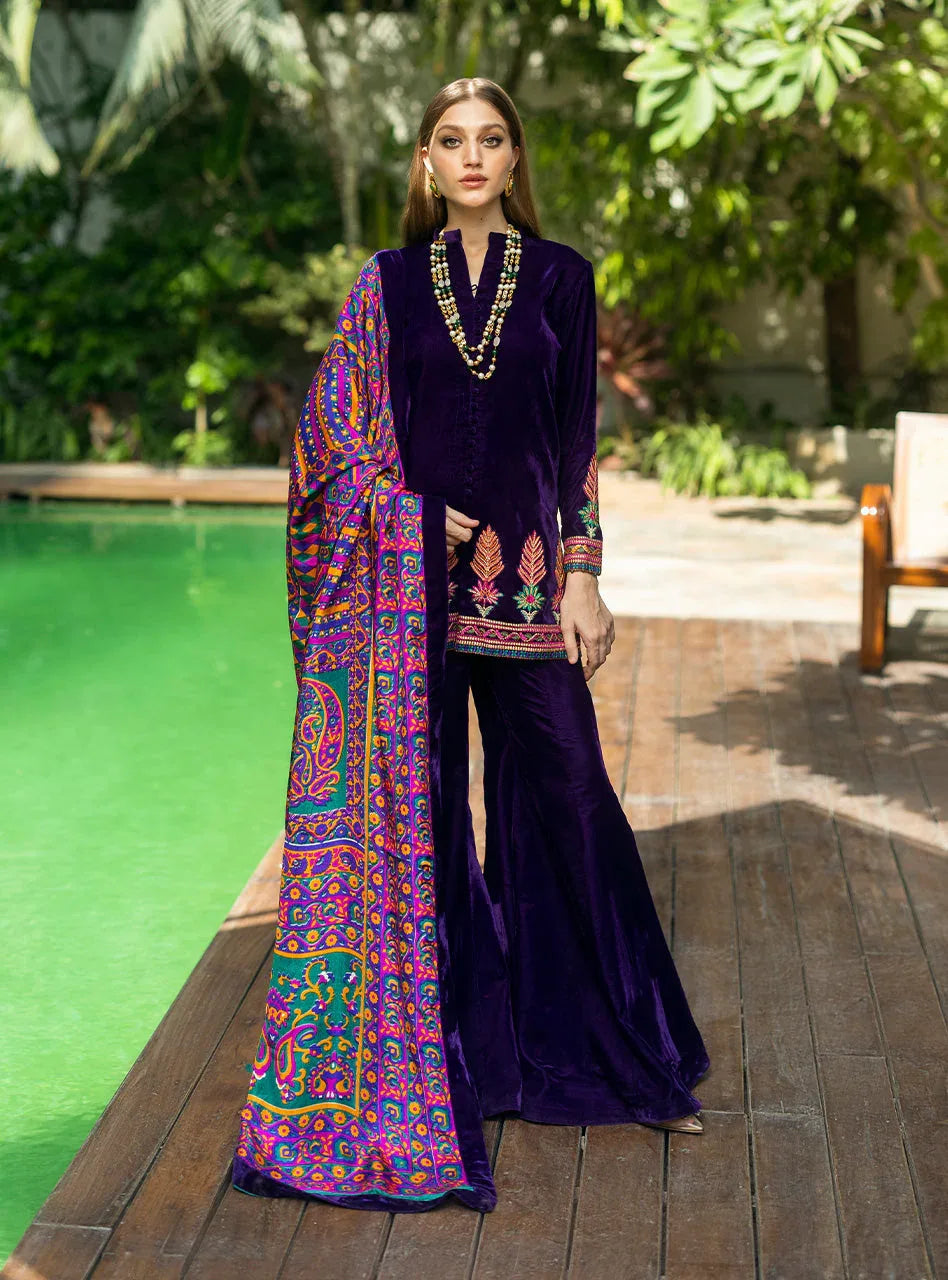 Zainab Chottani | Makhmal Luxe Pret | Habibeh - Rang-e-Khaas