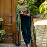 Zainab Chottani | Makhmal Luxe Pret | Avizeh