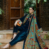 Zainab Chottani | Makhmal Luxe Pret | Avizeh
