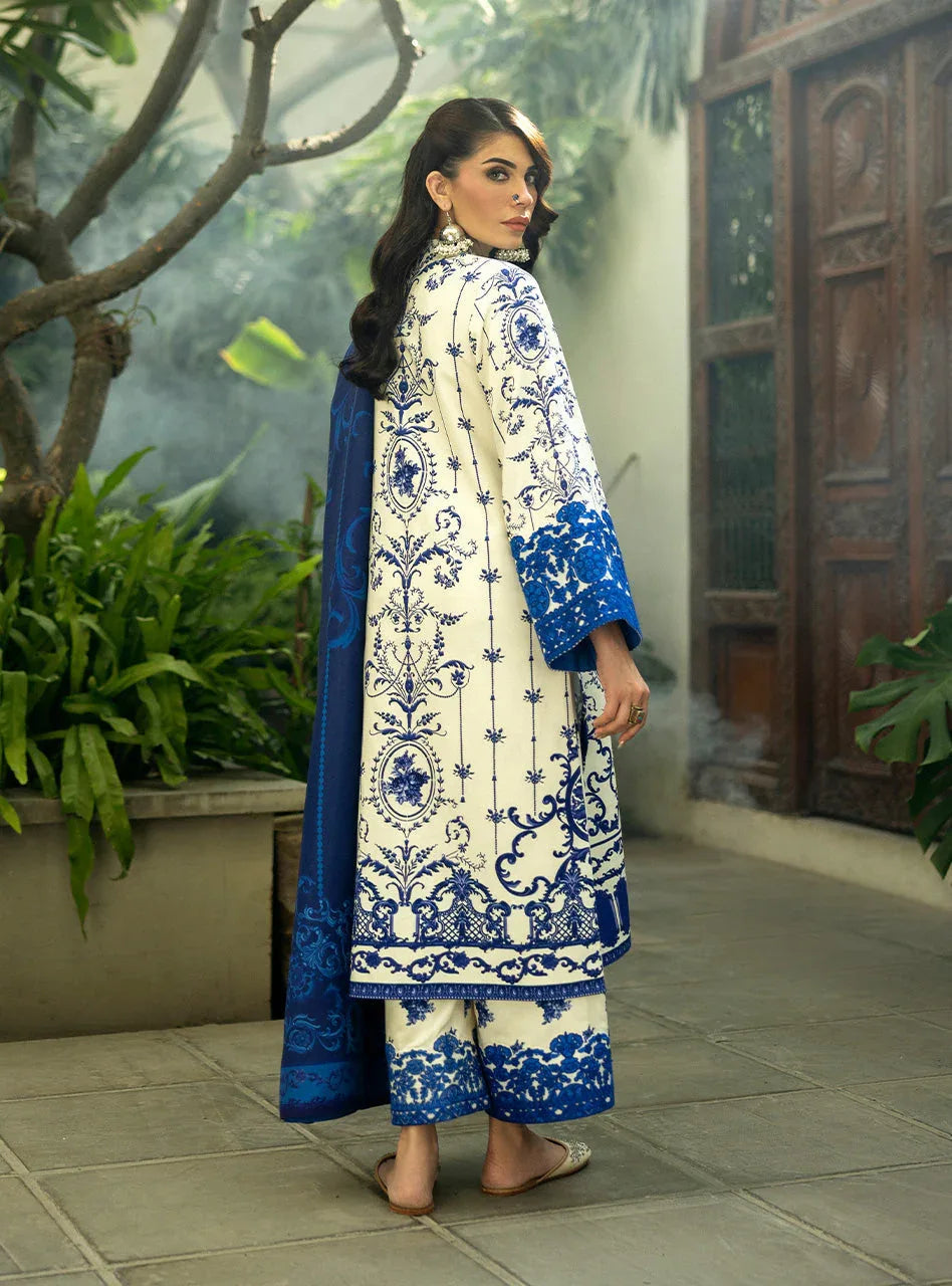 Zainab Chottani | Winter Shawls 24 |  Rania - Rang-e-Khaas