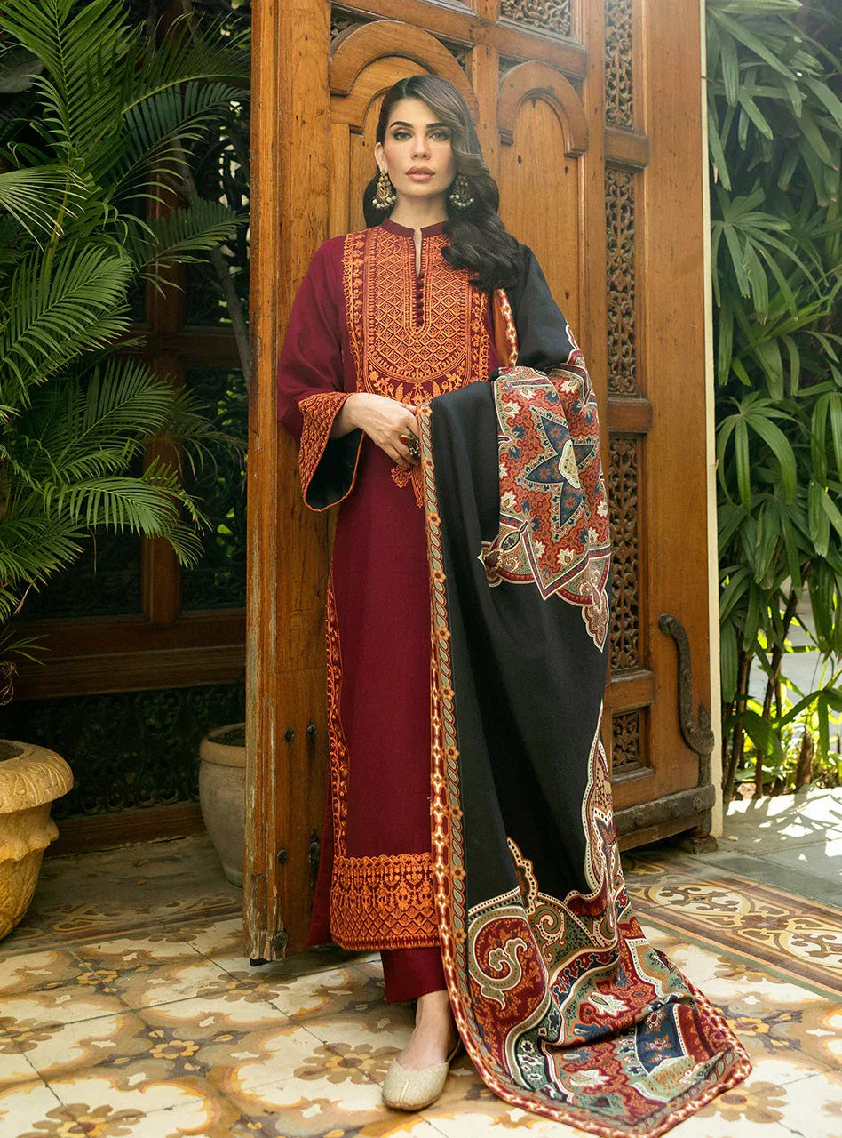 Zainab Chottani | Winter Shawls 24 |  Sila - Rang-e-Khaas