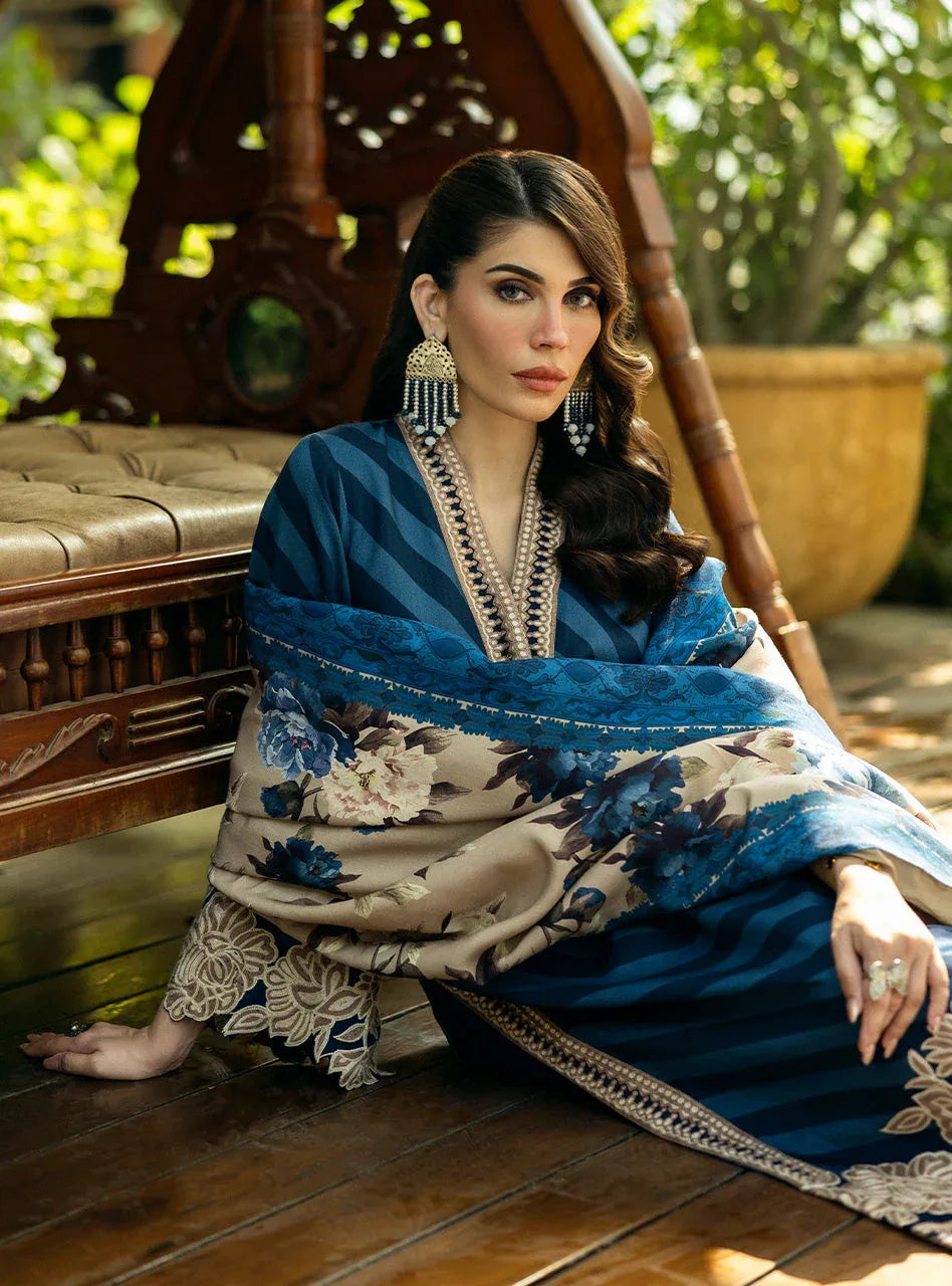 Zainab Chottani | Winter Shawls 24 |  Alayna - Rang-e-Khaas