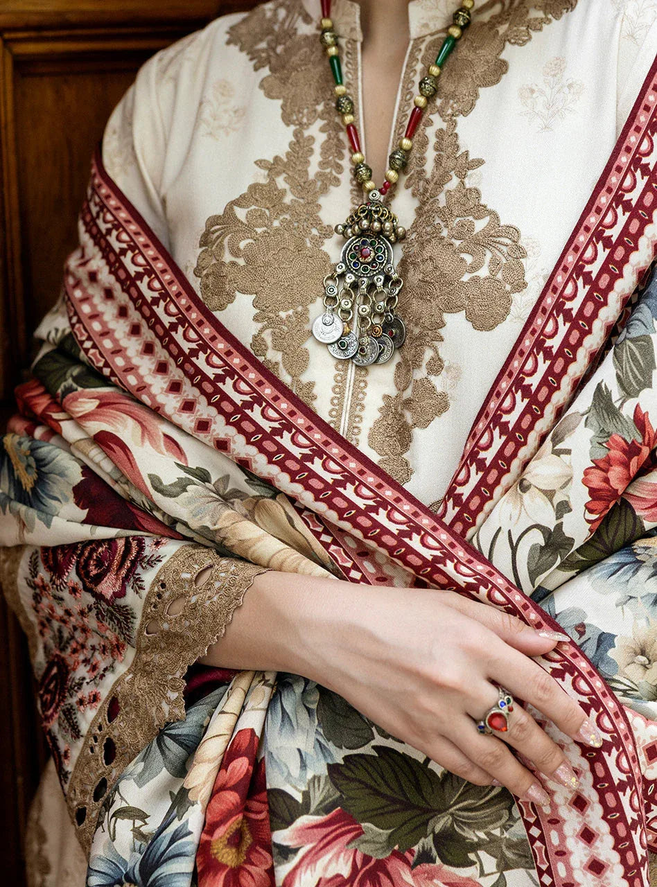 Zainab Chottani | Winter Shawls 24 |  Shyna - Rang-e-Khaas