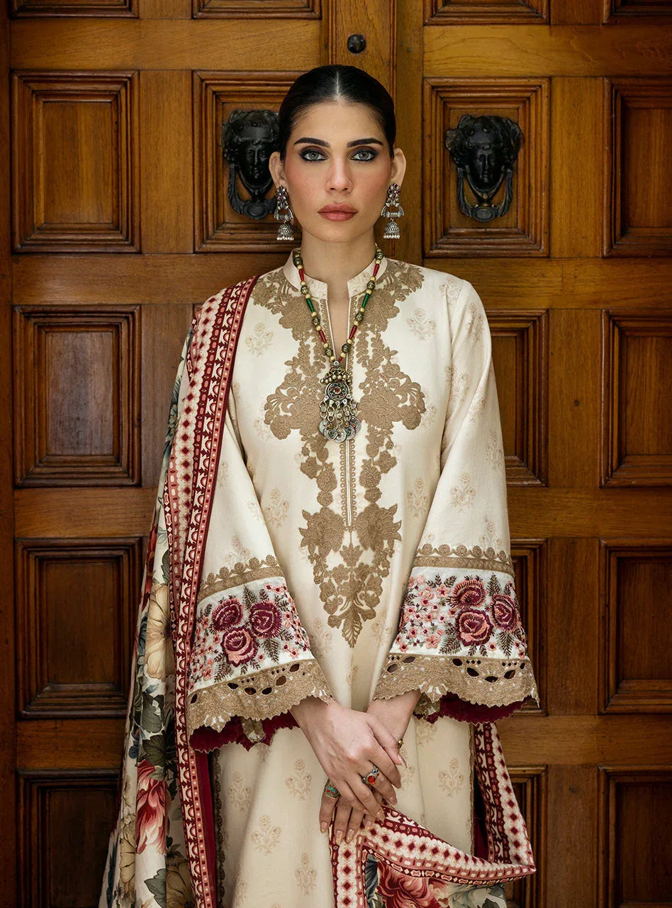 Zainab Chottani | Winter Shawls 24 |  Shyna - Rang-e-Khaas