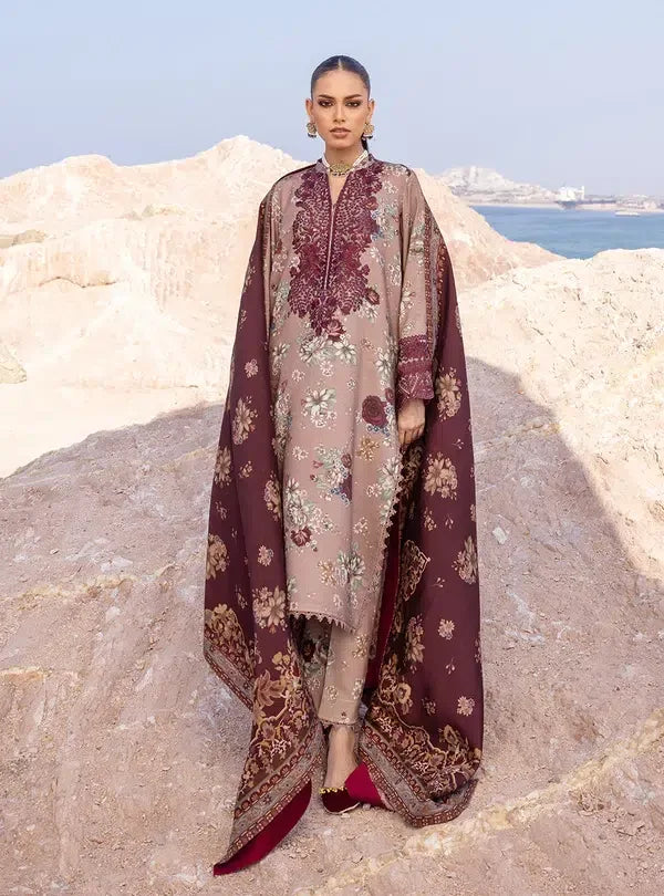 Zainab Chottani | Winter Shawls | AKS - Rang-e-Khaas