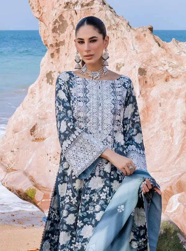 Zainab Chottani | Winter Shawls | Kinara - Rang-e-Khaas