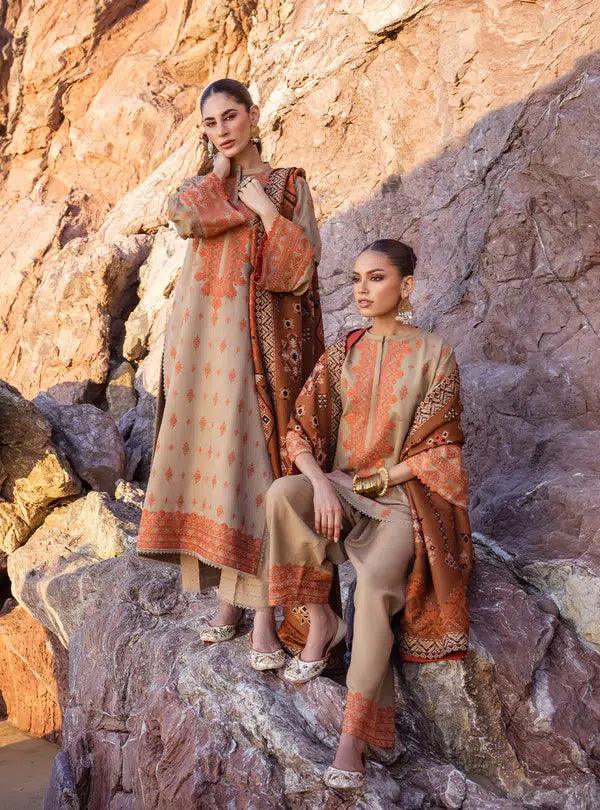 Zainab Chottani | Winter Shawls | Azal - Rang-e-Khaas
