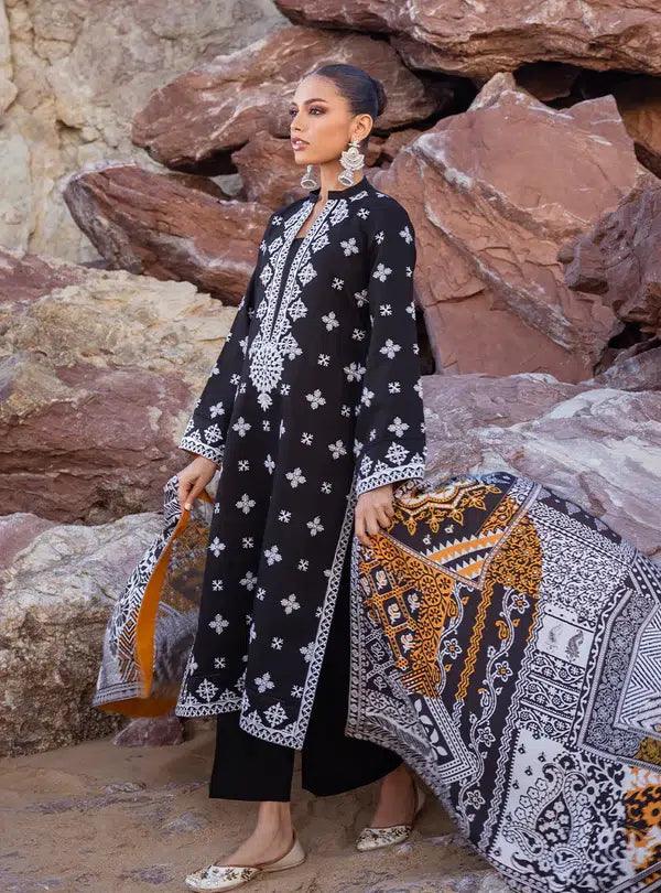 Zainab Chottani | Winter Shawls | Ryma - Rang-e-Khaas