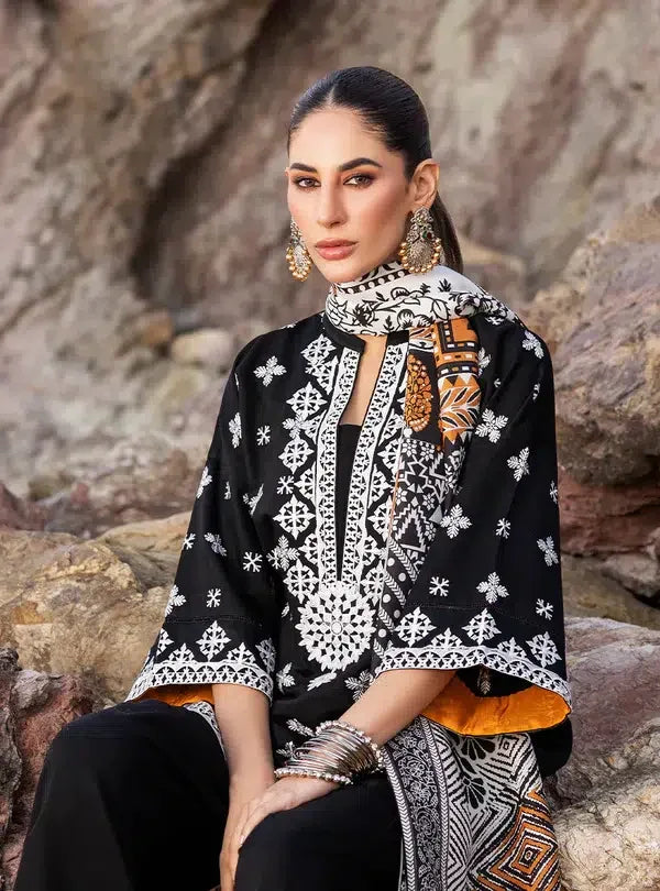 Zainab Chottani | Winter Shawls | Ryma - Rang-e-Khaas