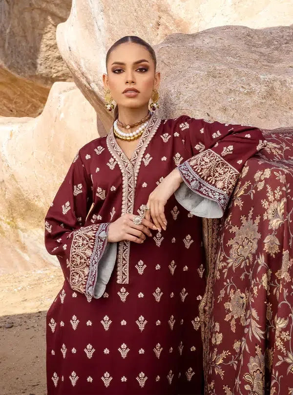 Zainab Chottani | Winter Shawls | Guzel - Rang-e-Khaas