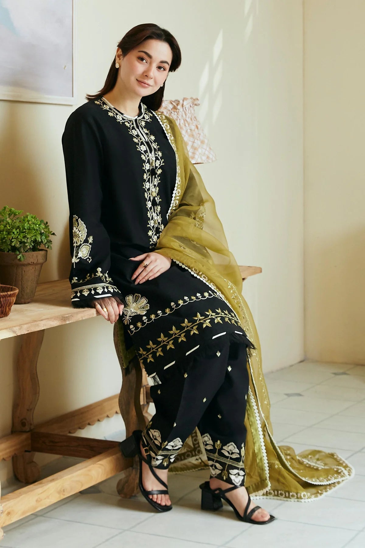 Zara Shahjahan | Coco Lawn 24 | ARZOO-1B - Rang-e-Khaas