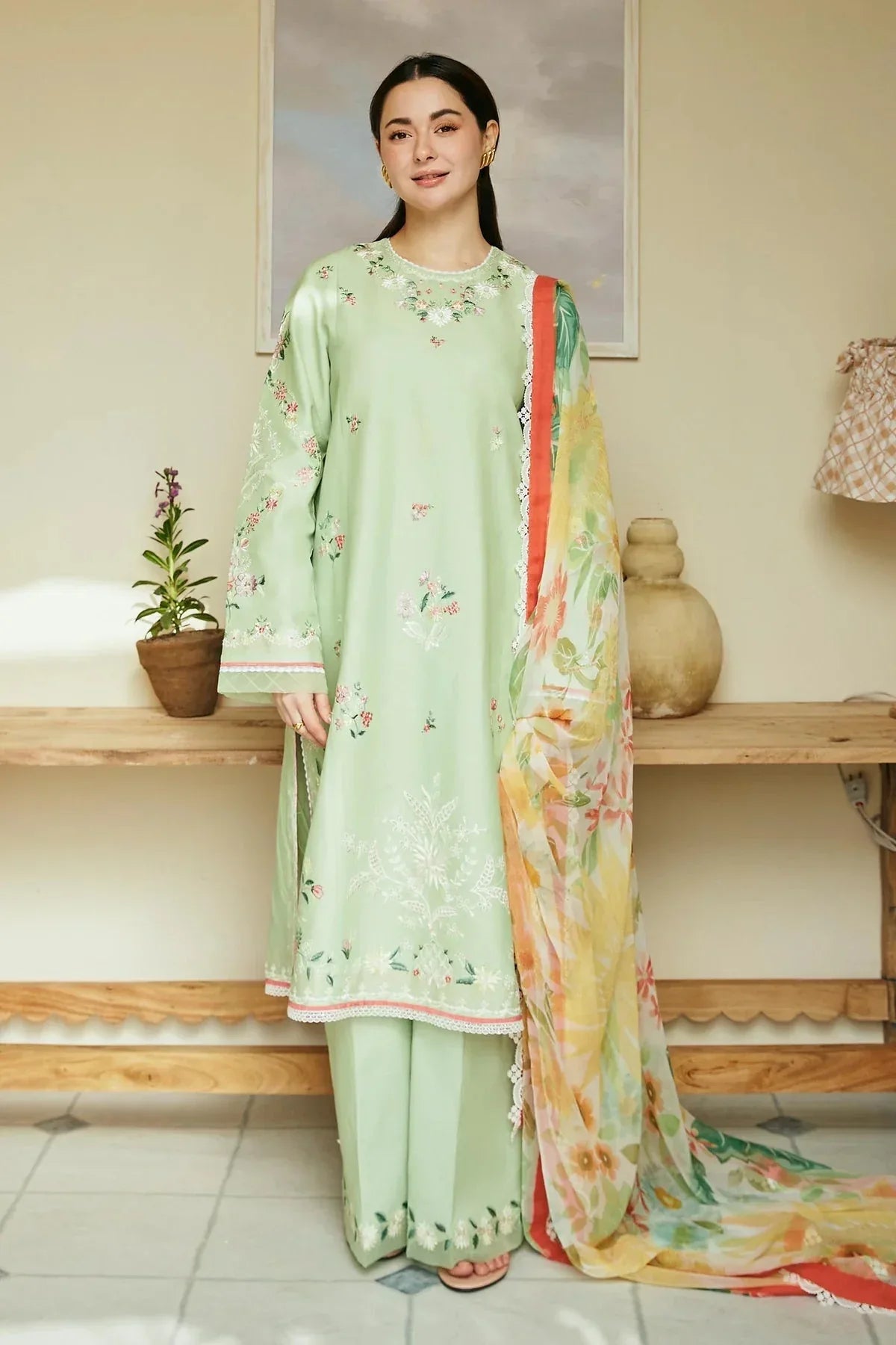 Zara Shahjahan | Coco Lawn 24 | MAHAY-4A - Rang-e-Khaas