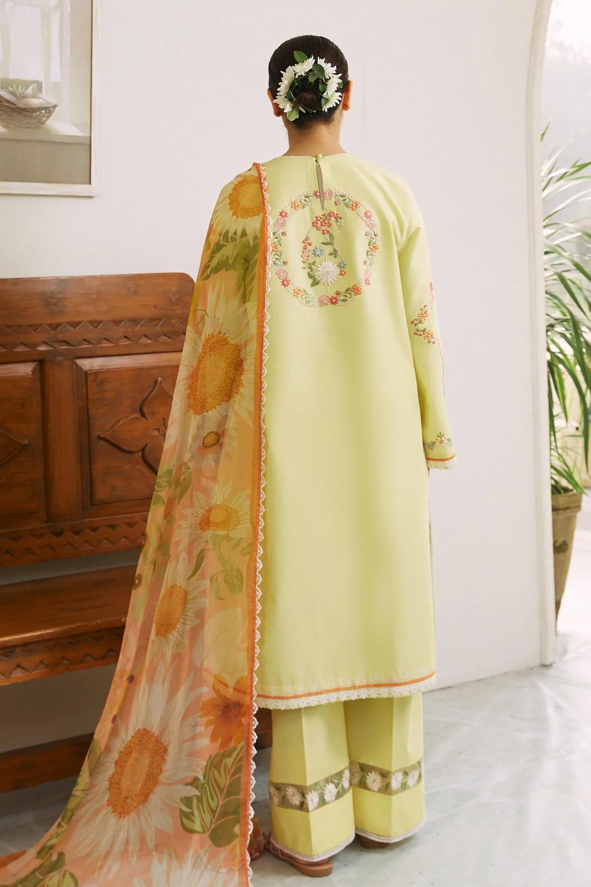 Zara Shahjahan | Coco Lawn 24 | MAHAY-4B - Rang-e-Khaas