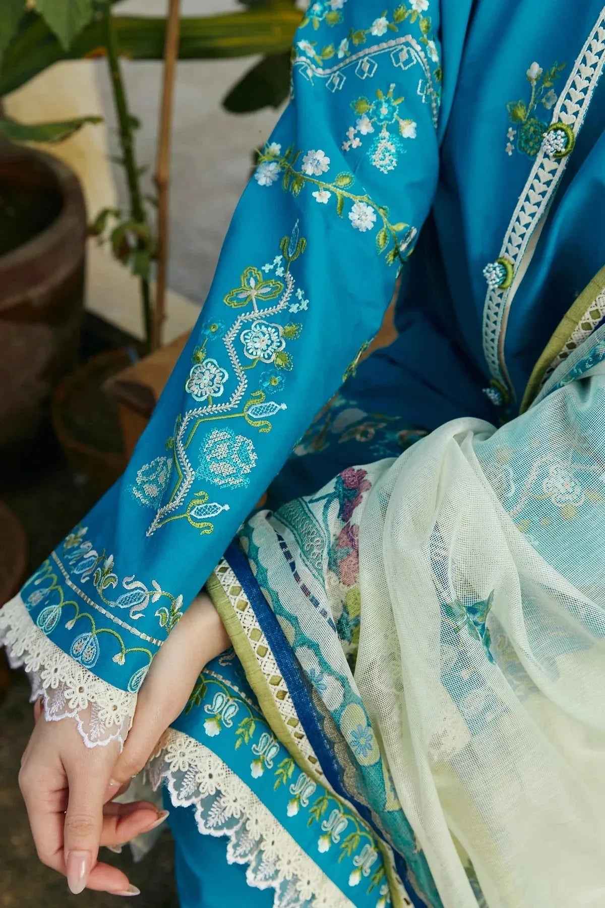 Zara Shahjahan | Coco Lawn 24 | ZOYA-8B - Rang-e-Khaas