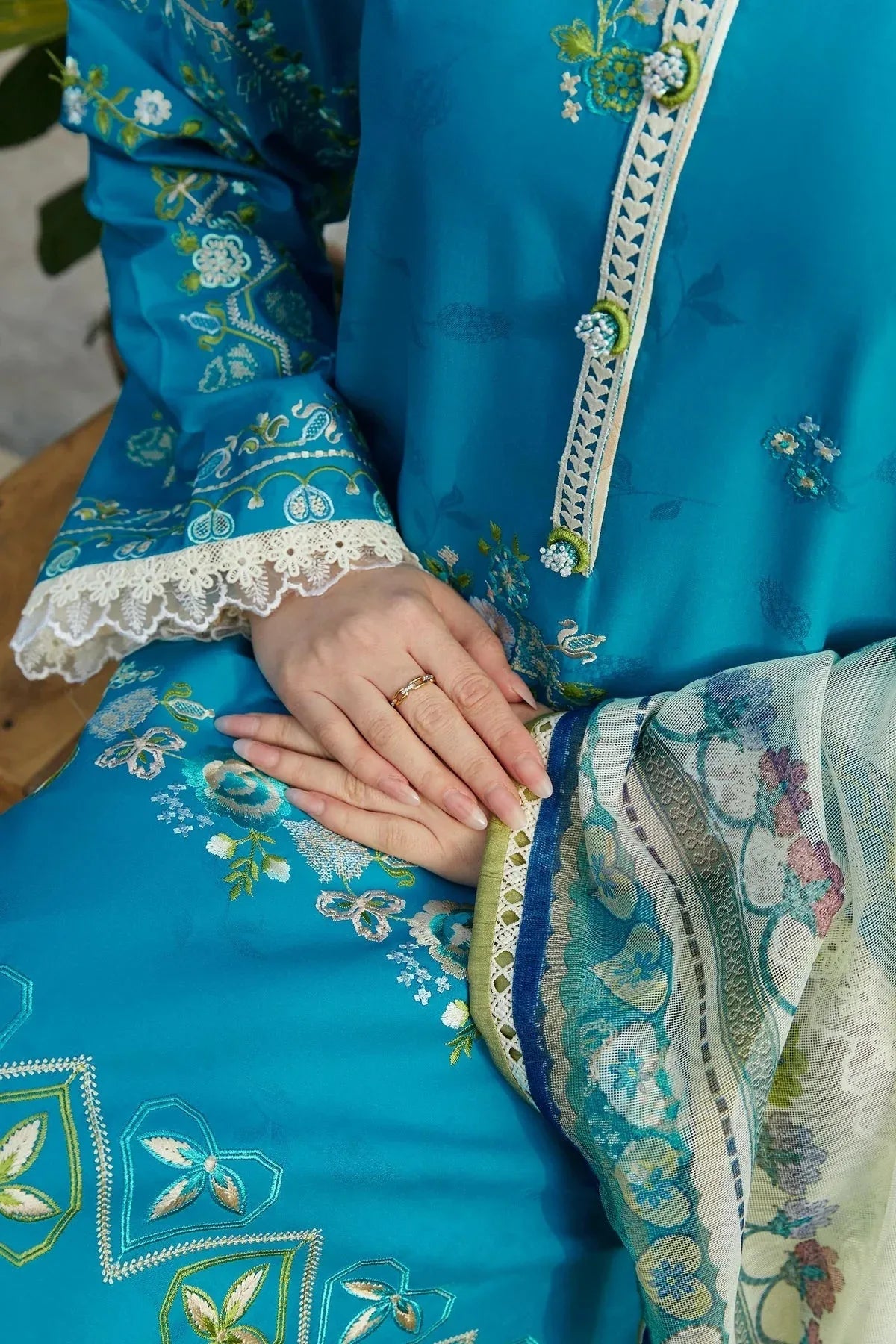 Zara Shahjahan | Coco Lawn 24 | ZOYA-8B - Rang-e-Khaas