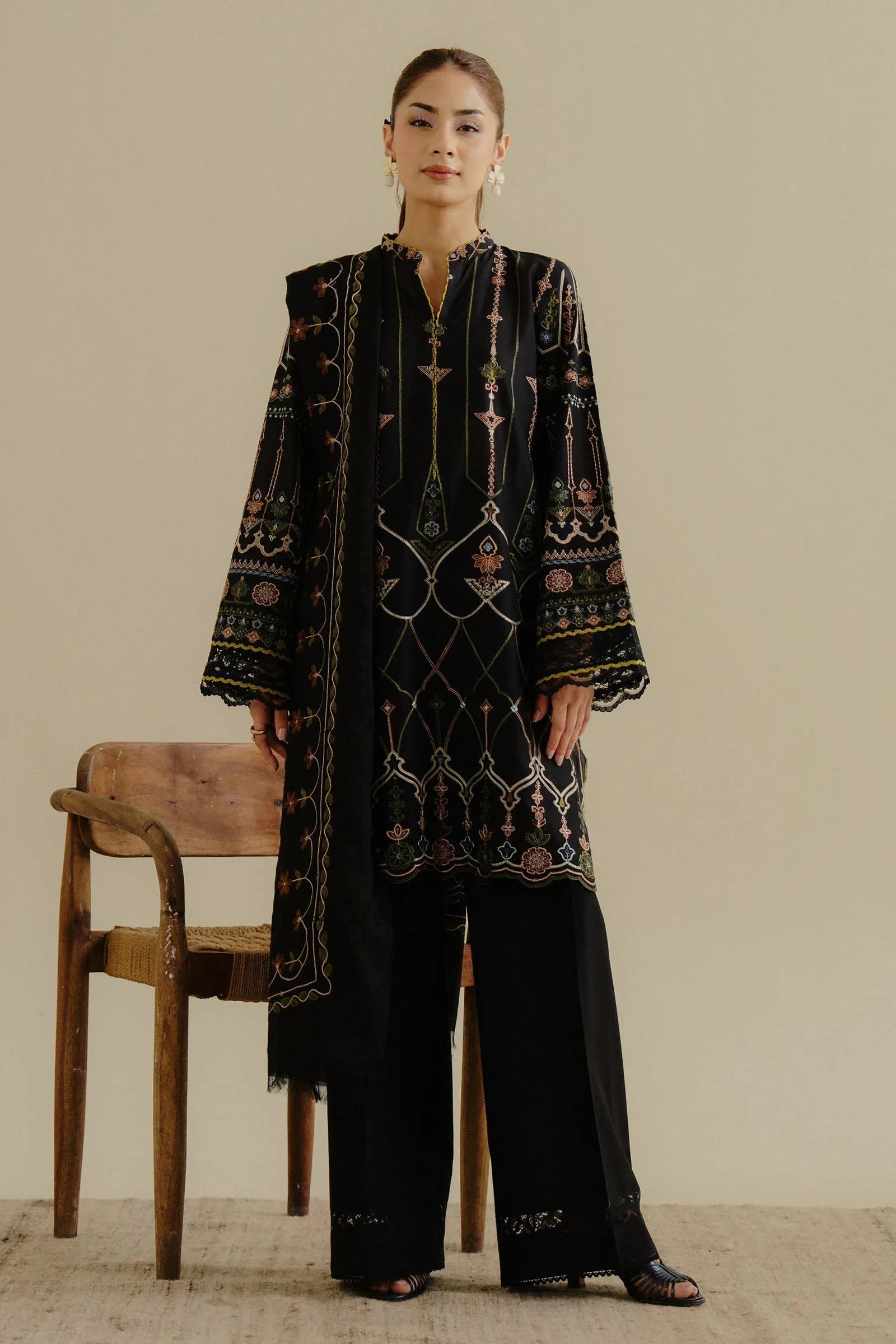 Zara Shahjahan | Coco Lawn 25 | Iris-2A - Rang-e-Khaas