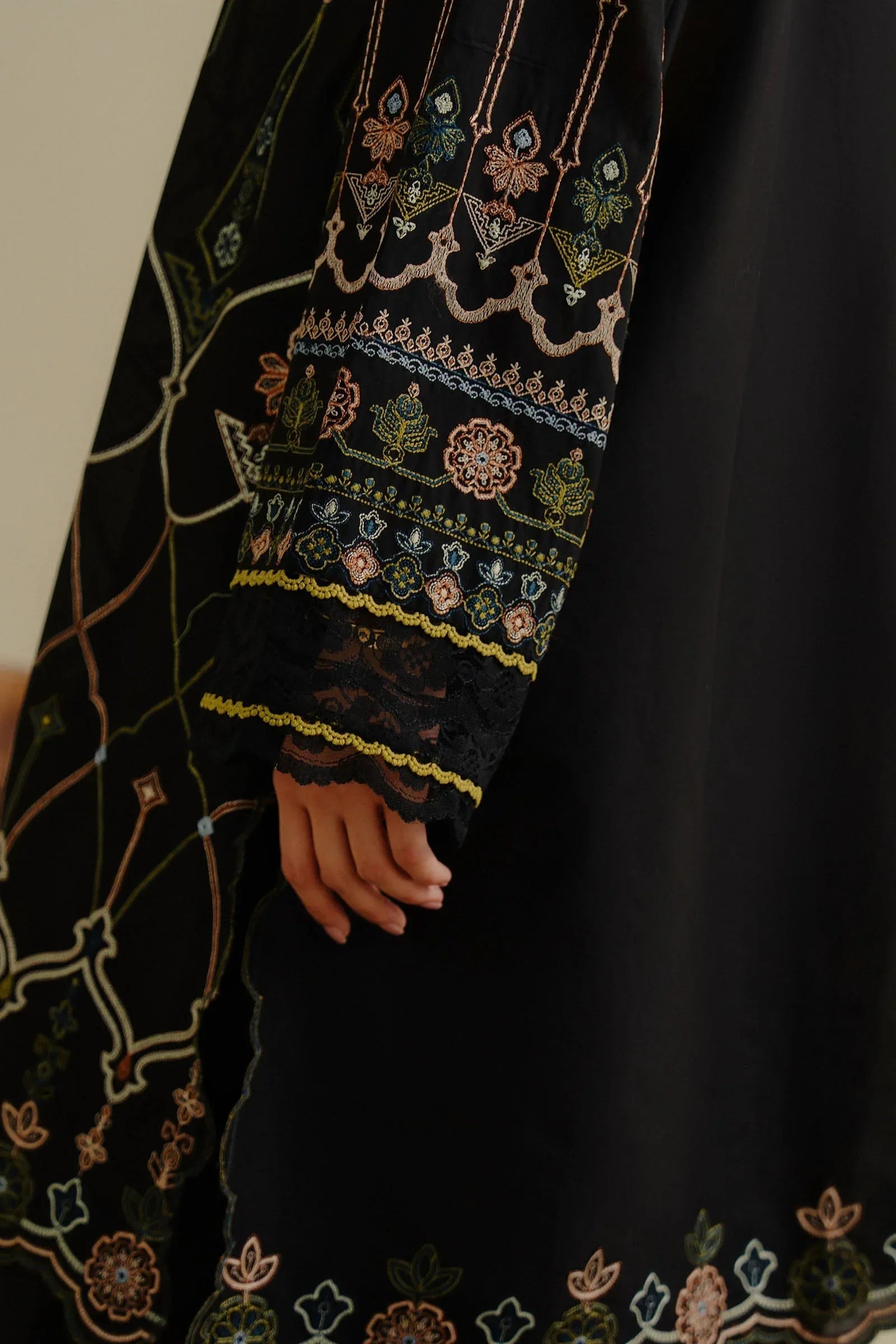 Zara Shahjahan | Coco Lawn 25 | Iris-2A - Rang-e-Khaas