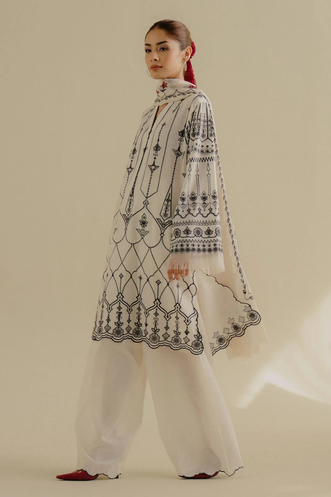 Zara Shahjahan | Coco Lawn 25 | Iris-2B - Rang-e-Khaas