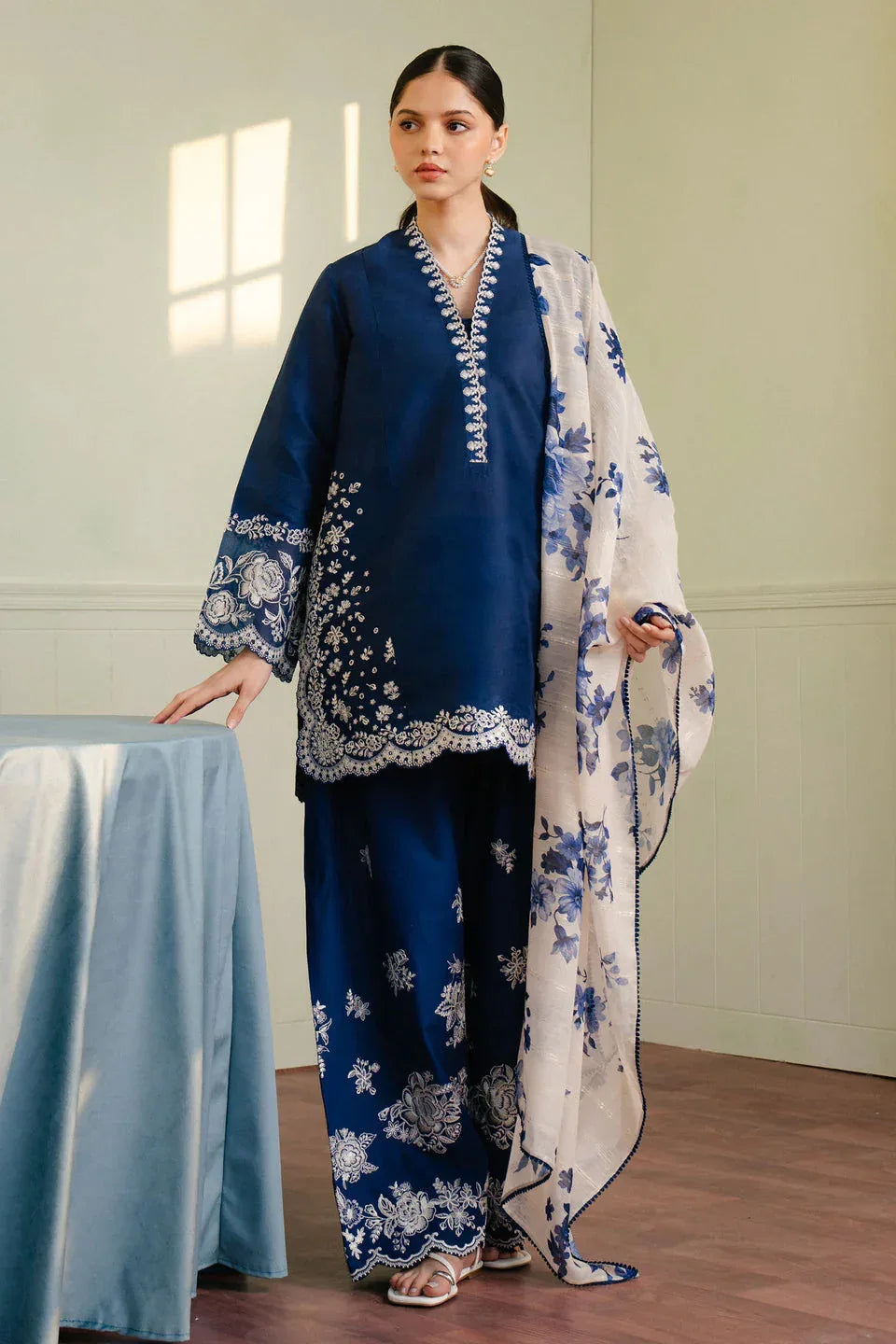 Zara Shahjahan | Coco Lawn 25 | MEADOW-8B - Rang-e-Khaas