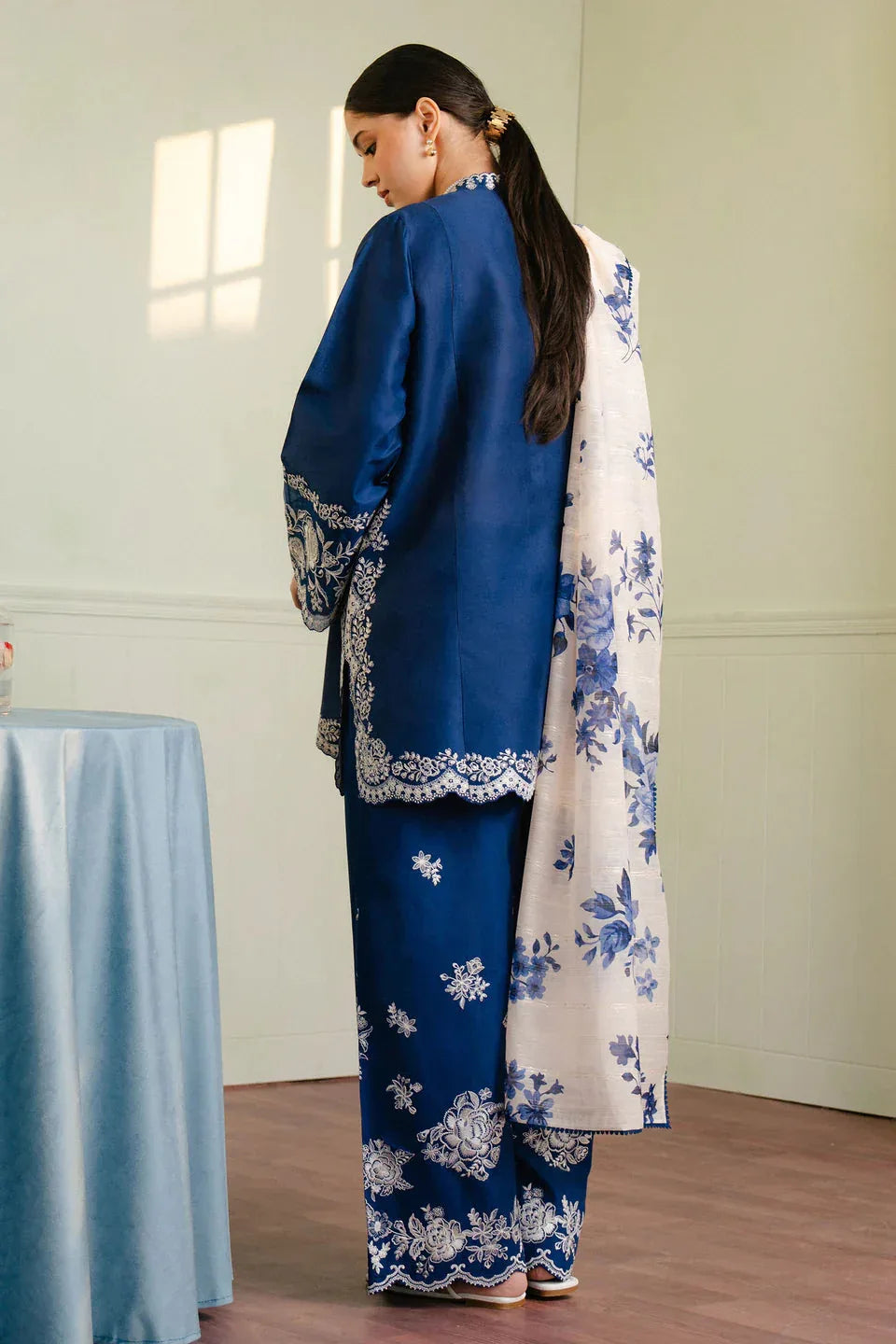 Zara Shahjahan | Coco Lawn 25 | MEADOW-8B - Rang-e-Khaas