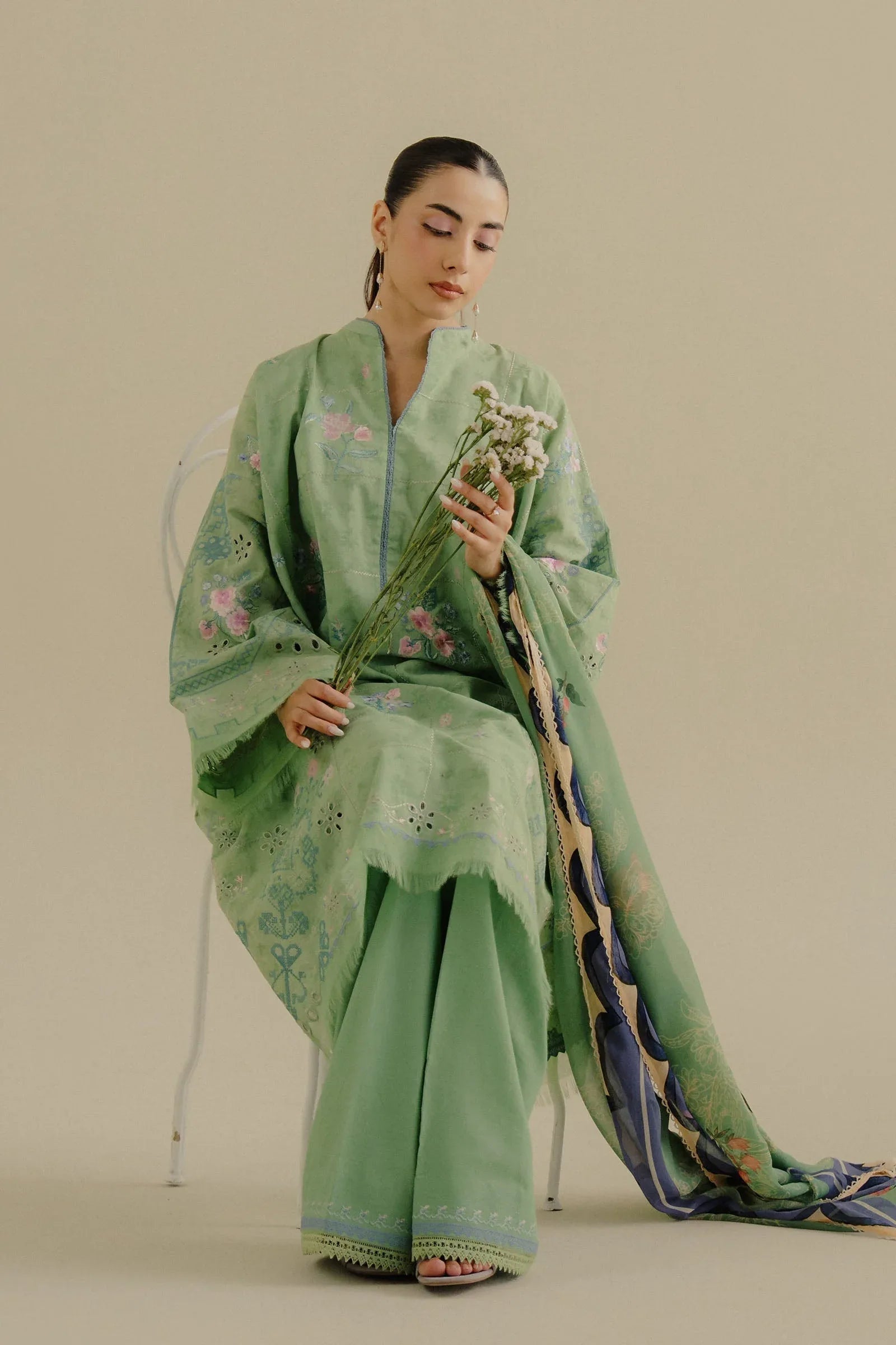 Zara Shahjahan | Coco Lawn 25 | Sufa-5A - Rang-e-Khaas