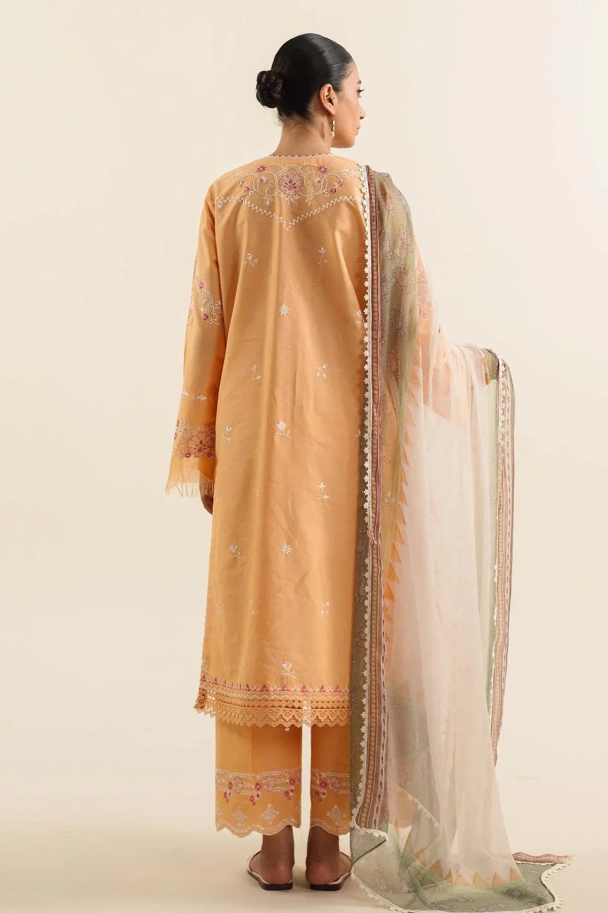 Zara Shahjahan | Coco Lawn Vol 2 | MIRA-8B - Rang-e-Khaas