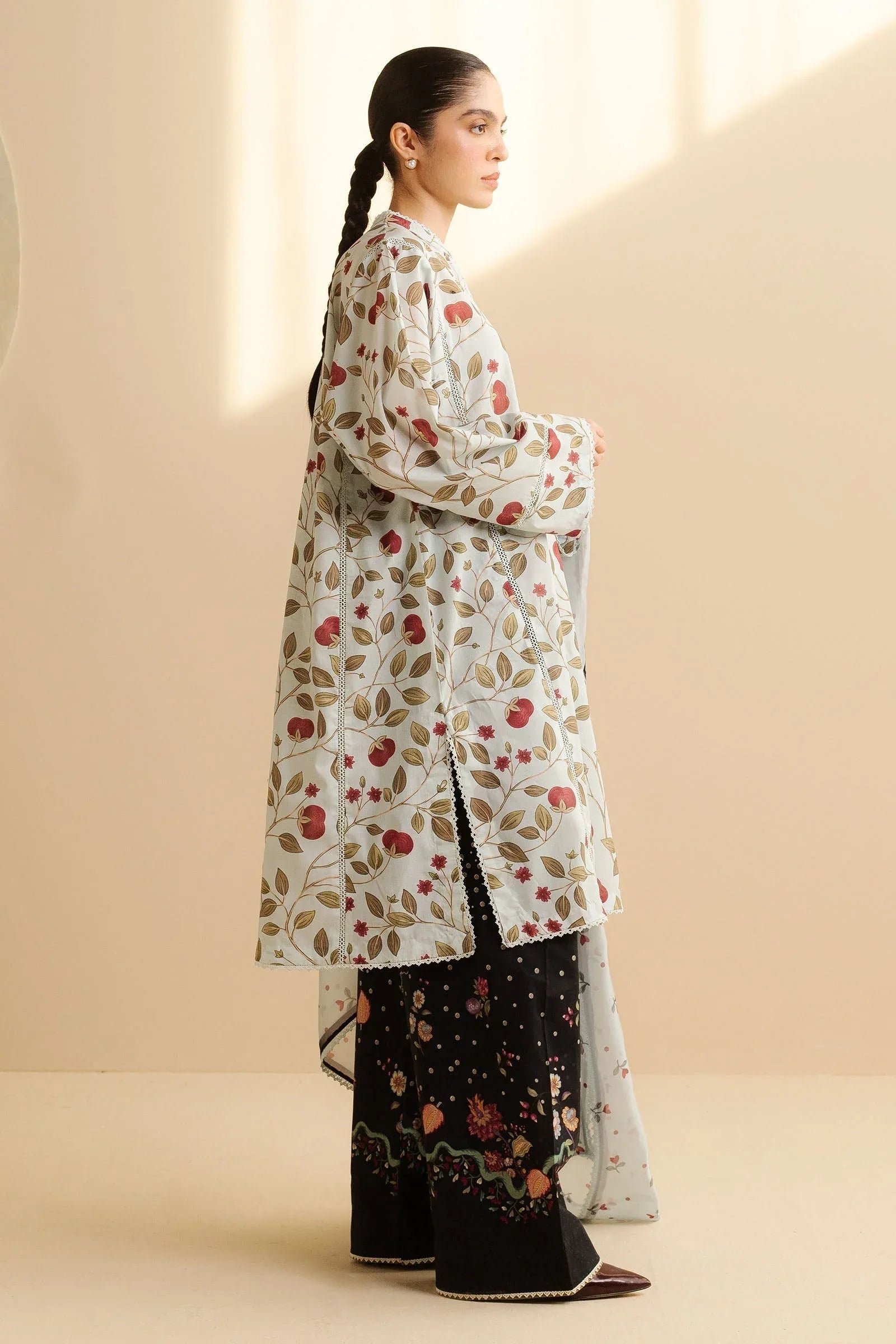 Zara Shahjahan | Coco Prints | Rey-7B - Rang-e-Khaas