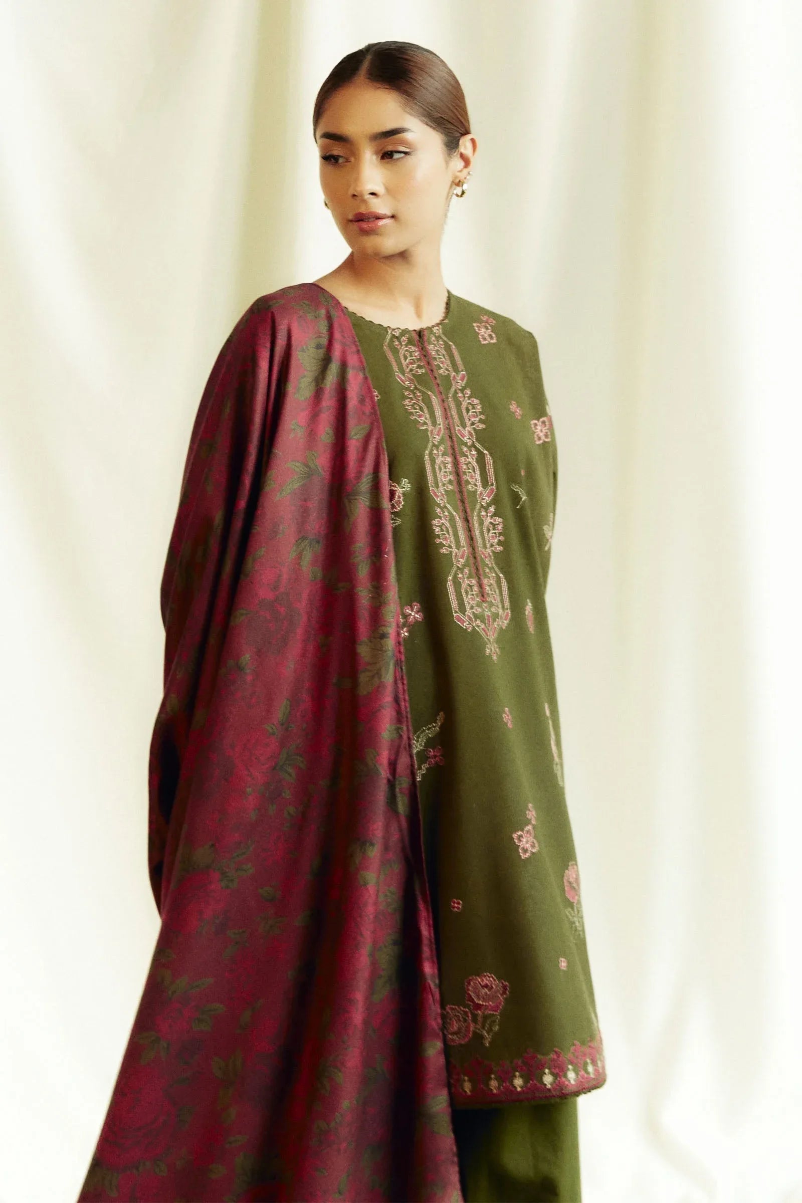 Zara Shahjahan | Coco Winter 24 | Amethyst-8B - Rang-e-Khaas