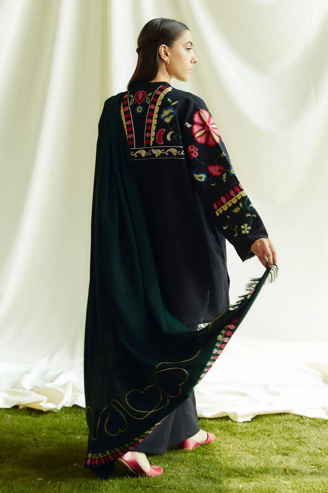 Zara Shahjahan | Coco Winter 24 | Moonstone-1B - Rang-e-Khaas