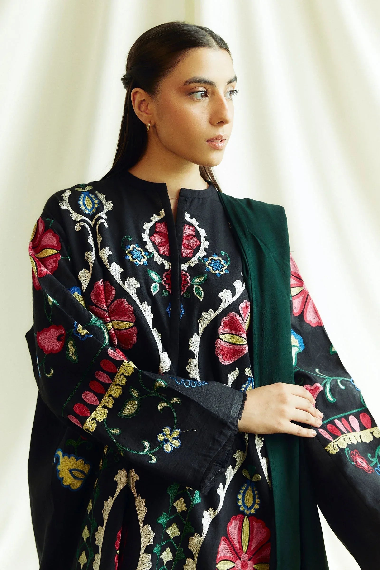 Zara Shahjahan | Coco Winter 24 | Moonstone-1B - Rang-e-Khaas