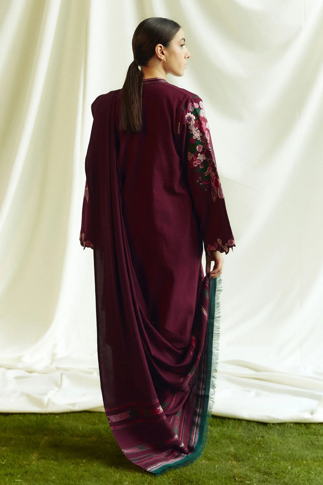 Zara Shahjahan | Coco Winter 24 | Opal-6B - Rang-e-Khaas