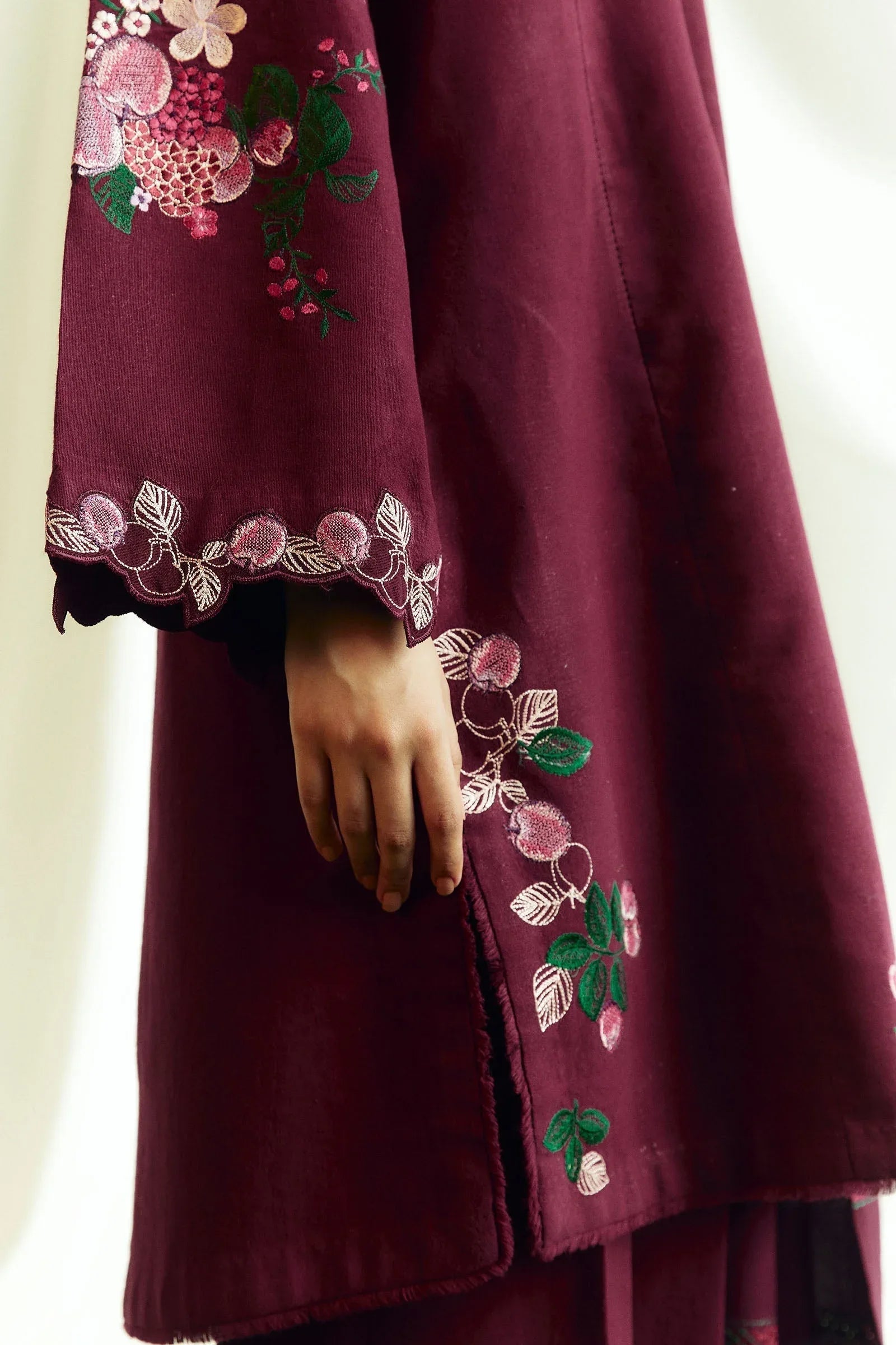 Zara Shahjahan | Coco Winter 24 | Opal-6B - Rang-e-Khaas