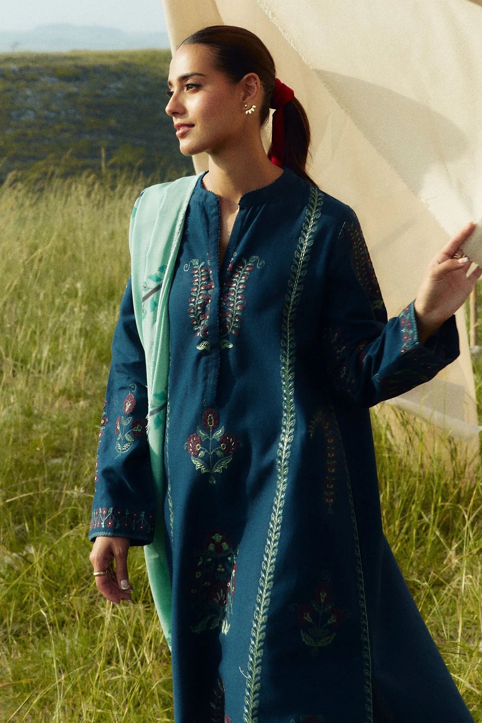 Zara Shahjahan | Coco Winter 24 | Pearl-3A - Rang-e-Khaas