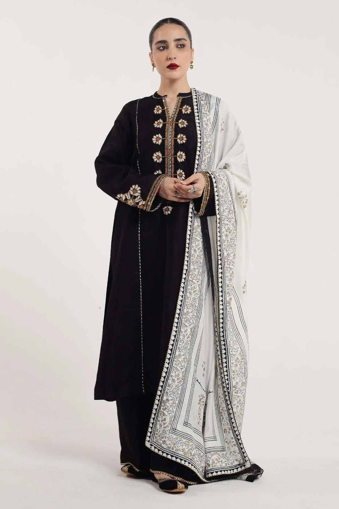 Zara Shahjahan | Handcrafted Suits | ZHC-048 - Rang-e-Khaas