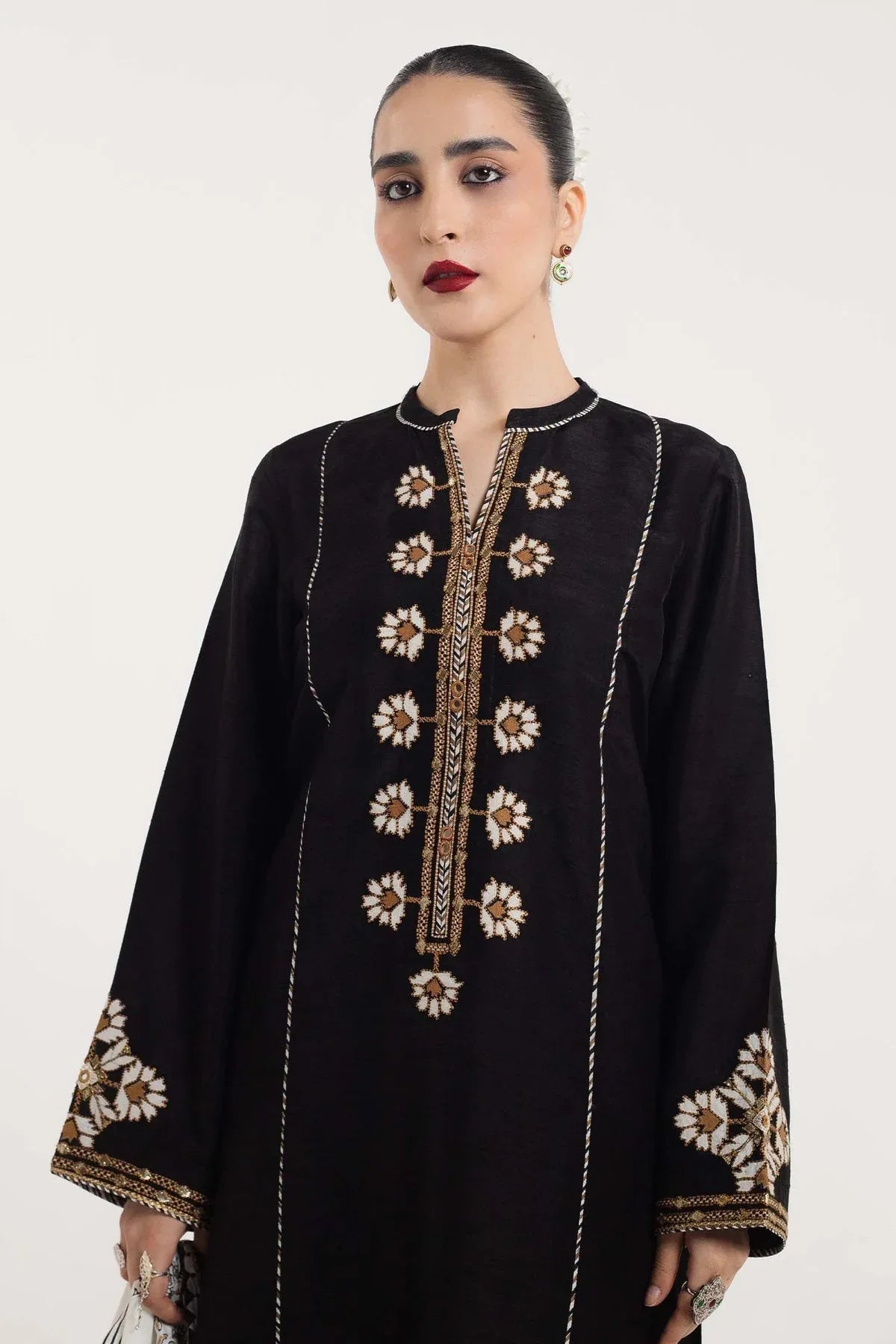 Zara Shahjahan | Handcrafted Suits | ZHC-048 - Rang-e-Khaas