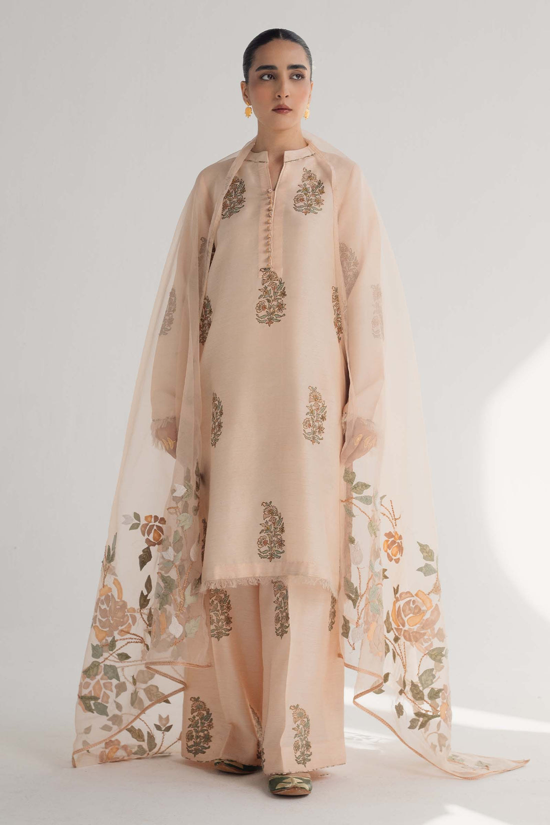 Zara Shahjahan | Handcrafted Suits | ZHC-049 - Rang-e-Khaas