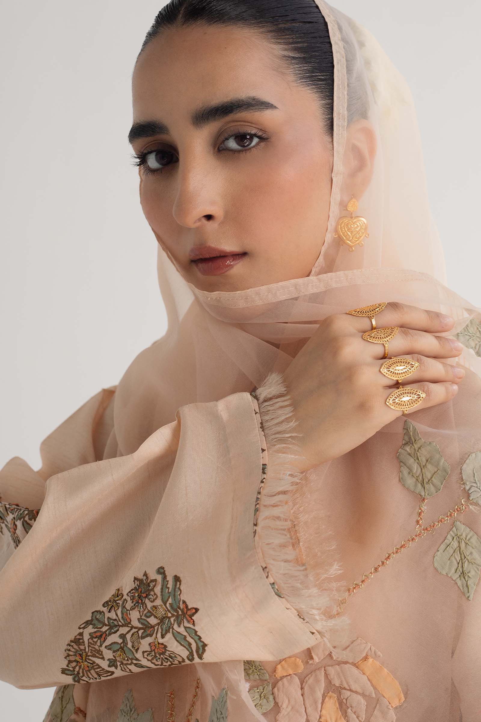 Zara Shahjahan | Handcrafted Suits | ZHC-049 - Rang-e-Khaas