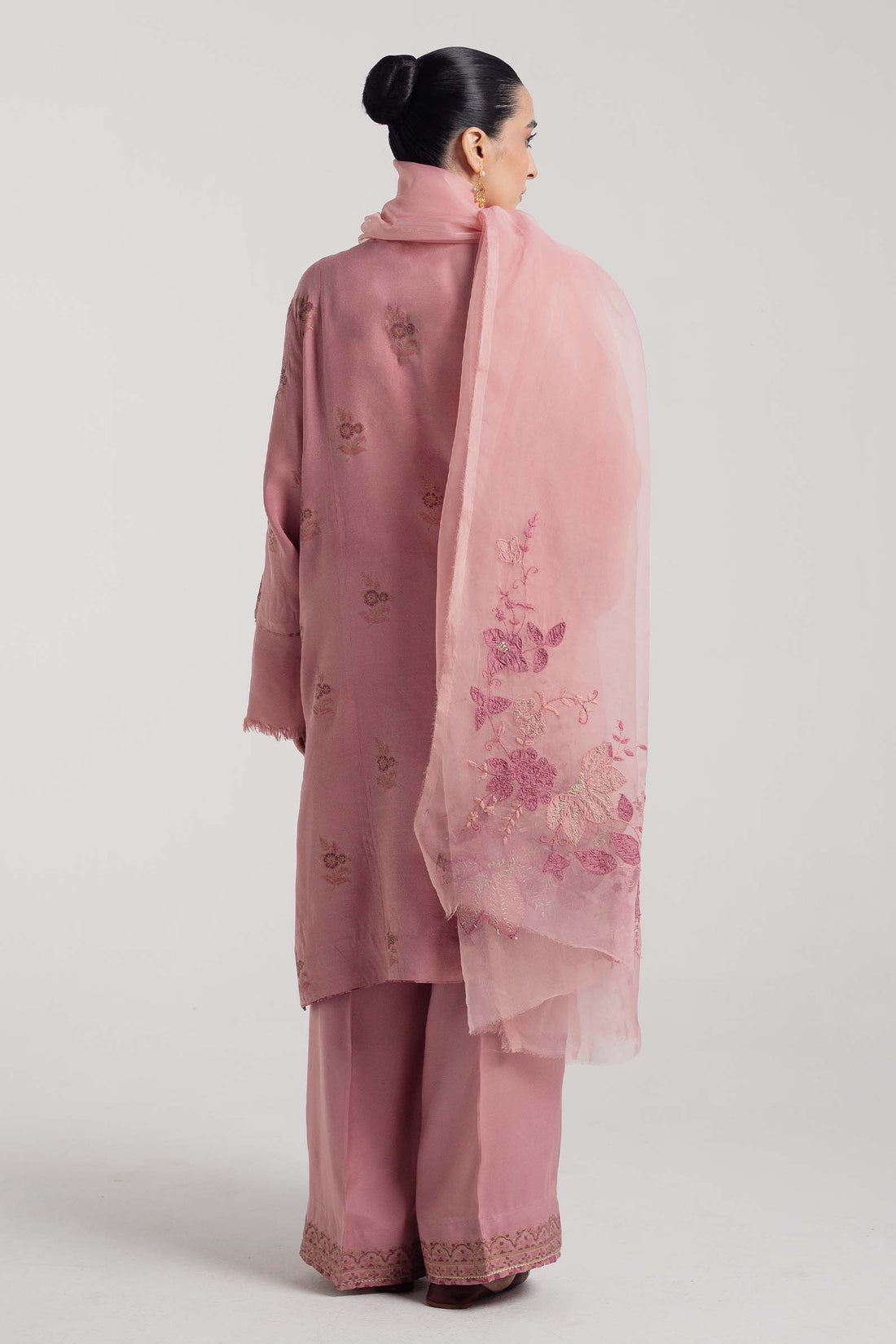 Zara Shahjahan | Handcrafted Suits | ZHC-050 - Rang-e-Khaas